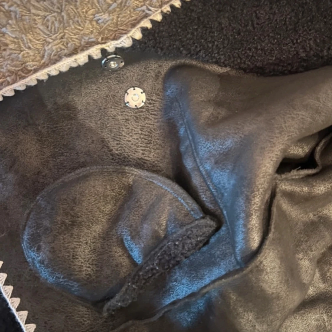 Svart teddyjacka från Object - 4