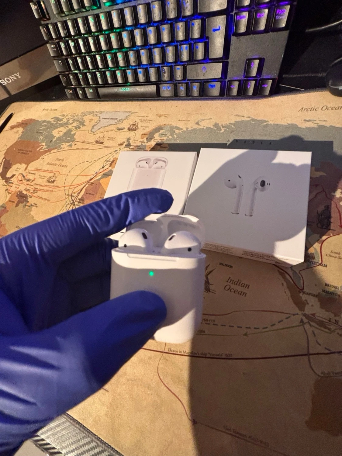 Apple AirPods med laddningsetui - 5