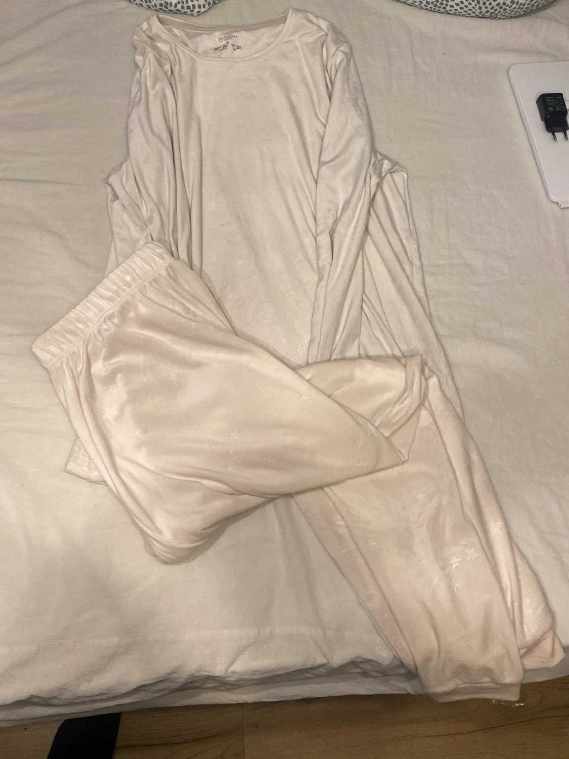 Vit pyjamas set med stjärnmönster - 3