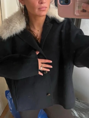 Kappa - Storlek m från Zara. Helt ny! Nypris 1299kr