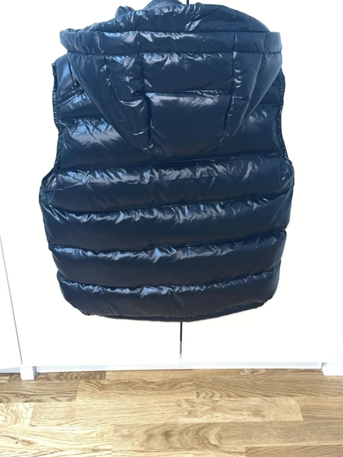 Svart dunväst från Moncler - 1