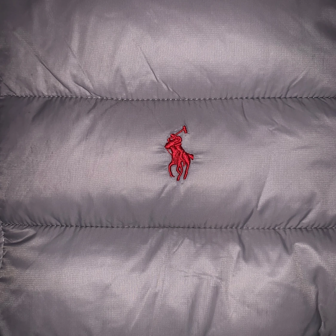 Ljusgrå dunjacka från Polo Ralph Lauren - 1