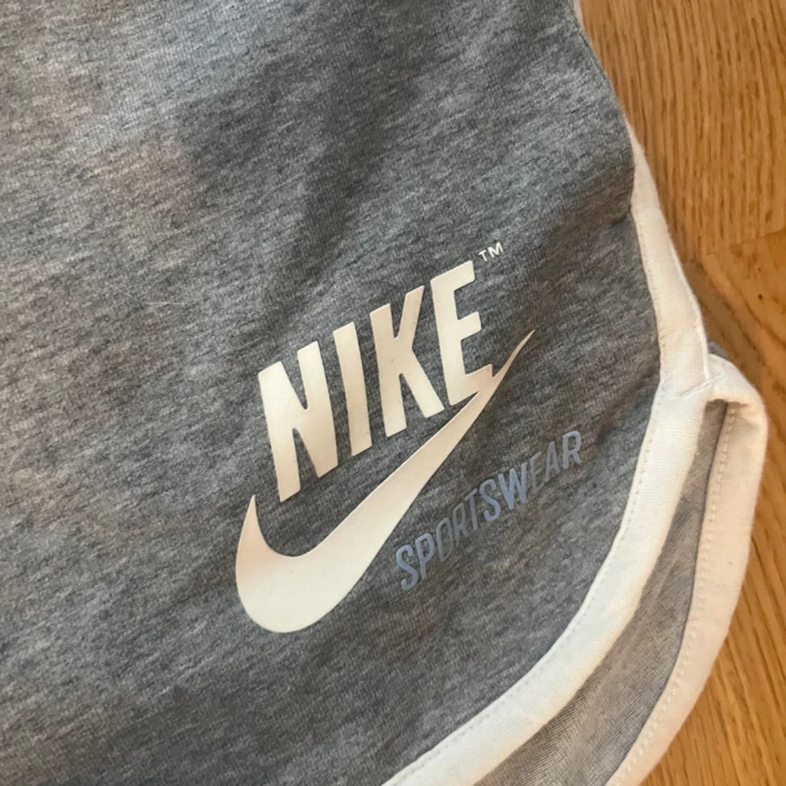 Grå Nike Sportswear shorts XS - 1