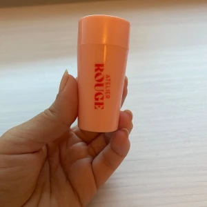 French Nail Tip Stamper - Atelier Rouge French Nail Tip Stamper.