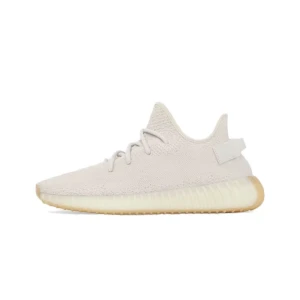 Adidas Yeezy Boost 350 V2 Cream - Säljer ett par Adidas Yeezy Boost 350 V2 i färgen Cream. Skorna har en stickad ovandel i ljus beige, snörning och en mjuk, ribbad sula i gummi. Perfekta för dig som gillar stilrena sneakers med modern design.