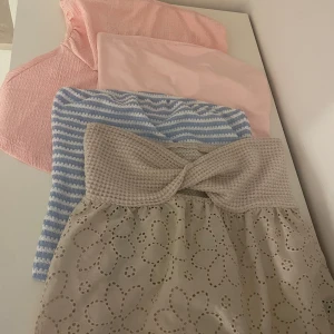 Fyra tubtoppar i olika färger💘🫶🏻 - Säljer 4 helt nya tubtoppar för en billig slant🫶🏻