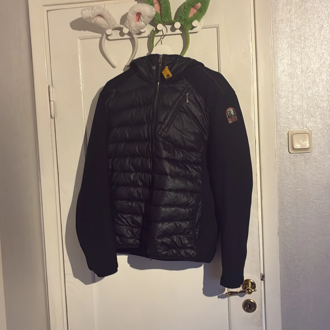 Svart pufferjacka Parajumpers L