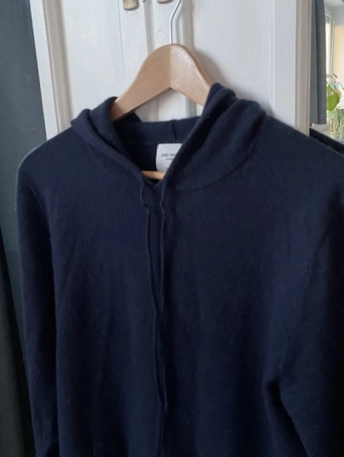 Mörkblå cashmere hoodie John Henric - 2