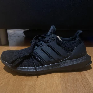 Adidas ultra boost - Oanvända