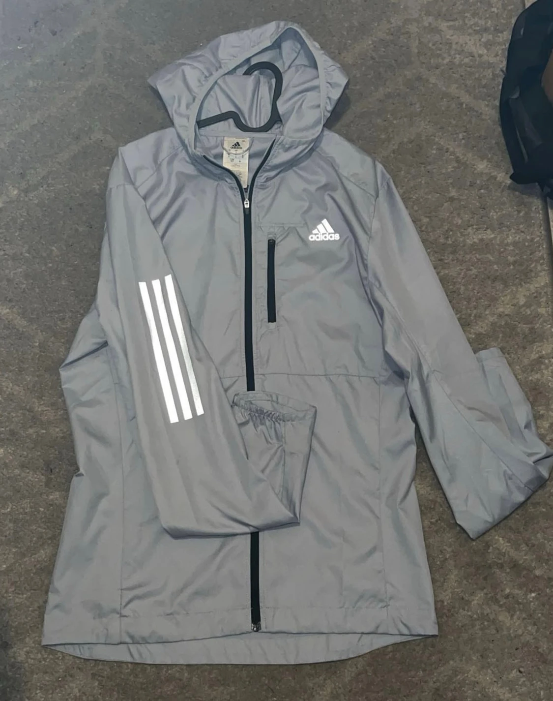 Adidas vindjacka