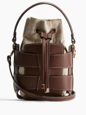 SÖKER  - Nån villig att sälja en sån hm väska i brun eller svart för 300-400 kr? 