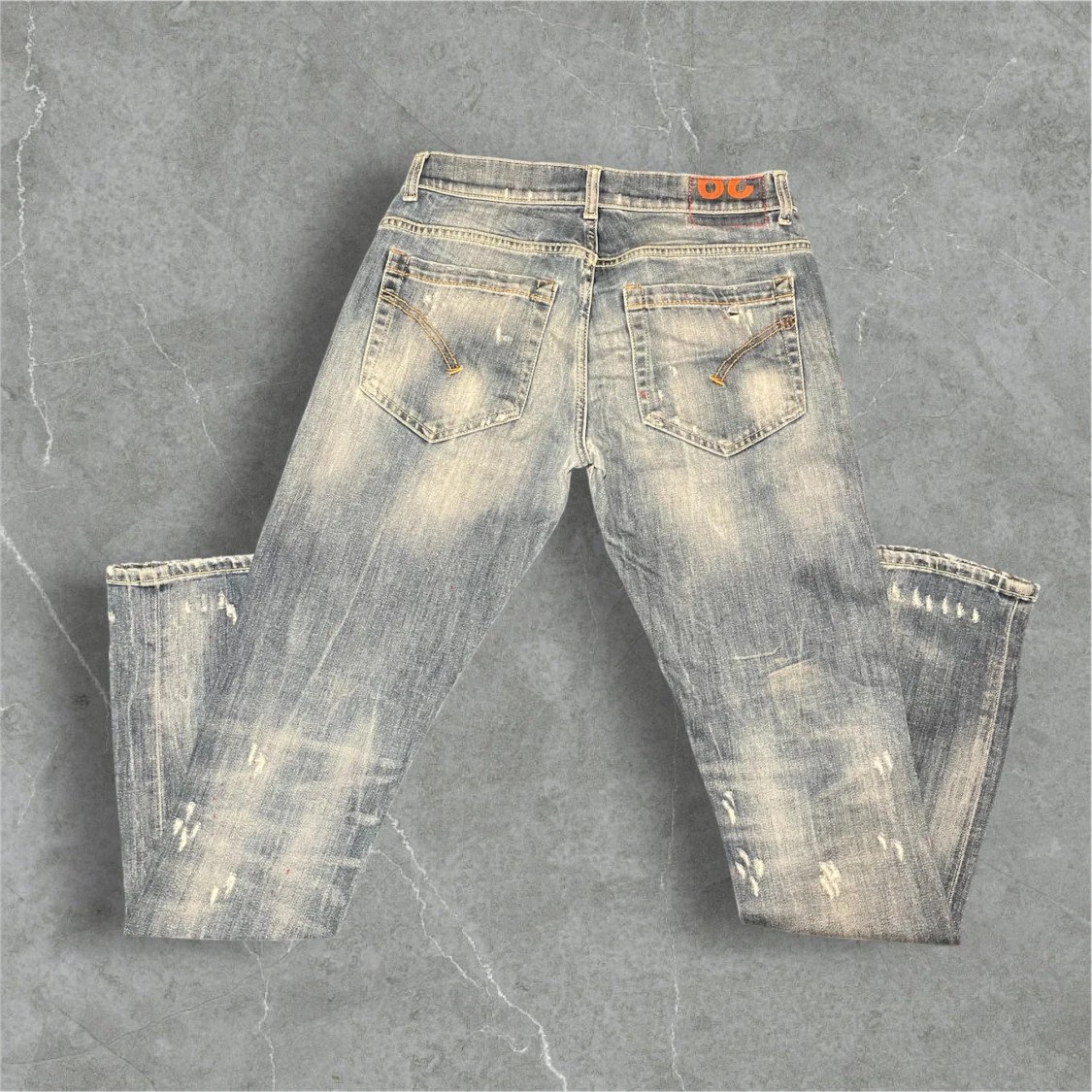 Ljusblå jeans från dondup med fabrikslitningar - 2