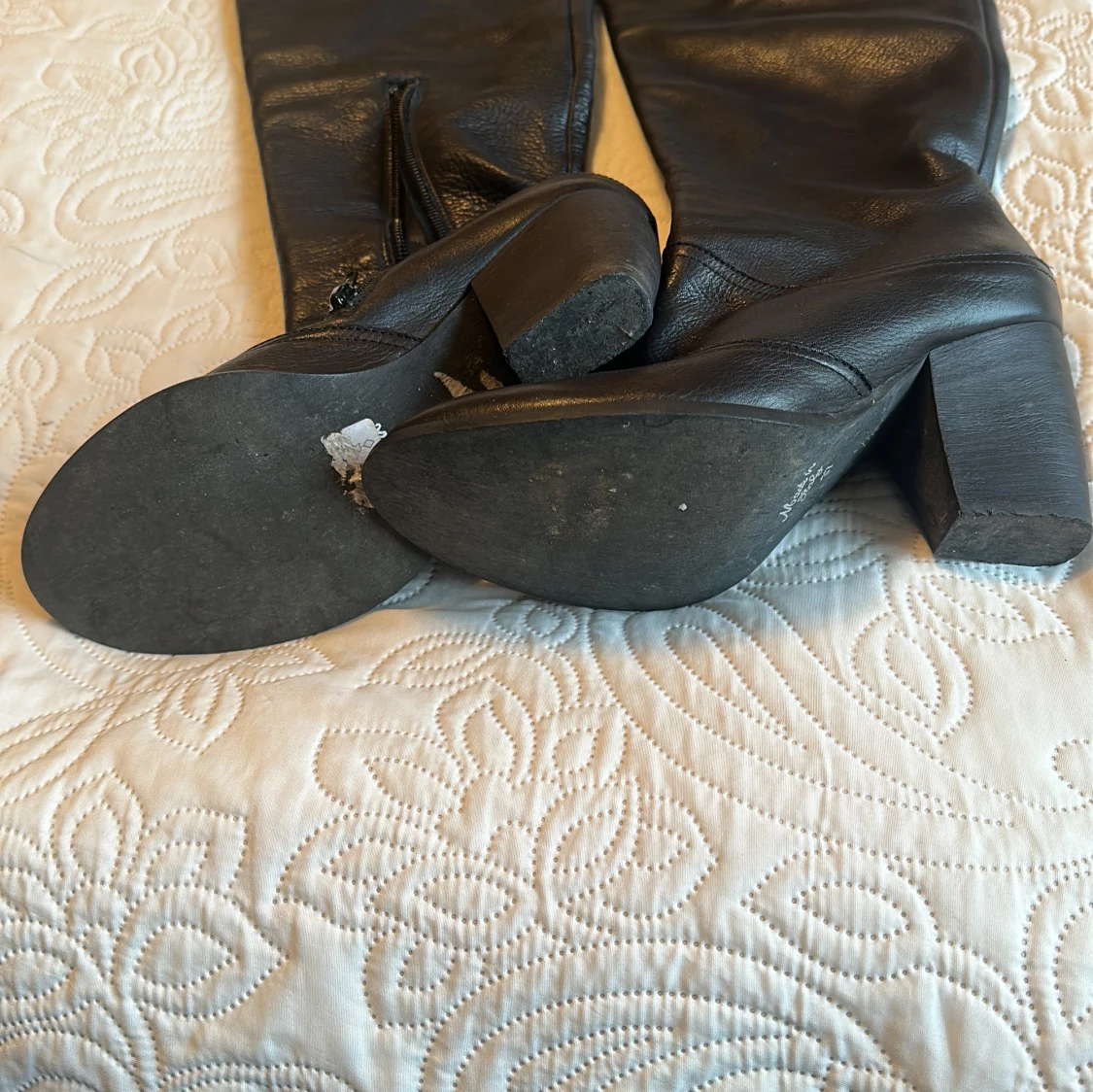 Svarta höga stövlar med klack - 3