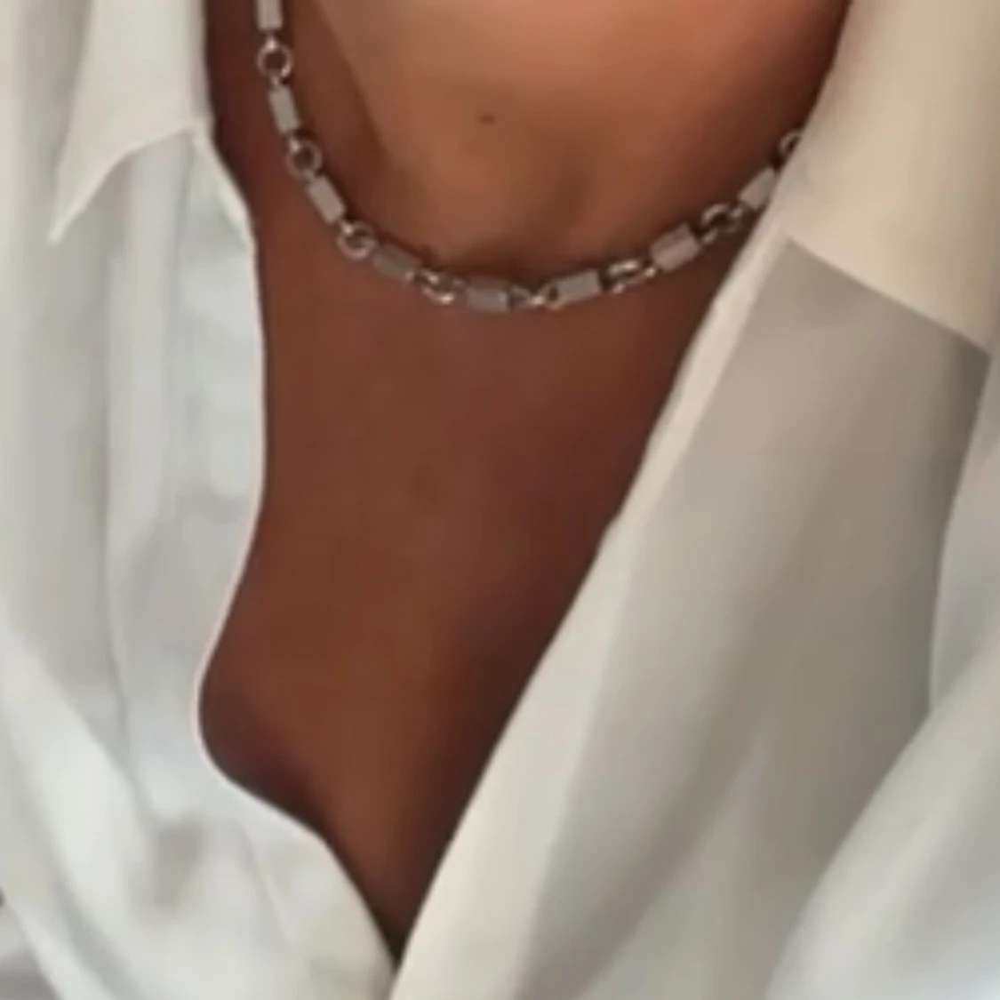 SÖKER detta Halsband  - 1