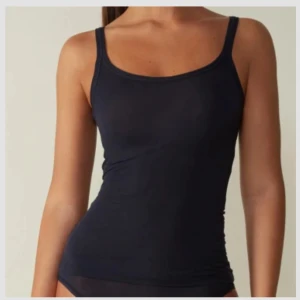 Intimissmi linne😆😆 - Jätte fint intimissmi linne i marinblå!