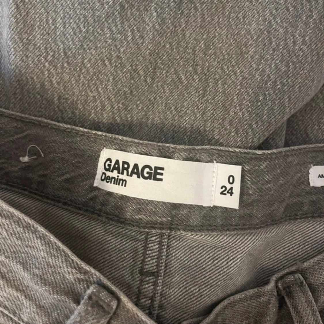 Grå jeans från Garage Denim, storlek 24 - 2