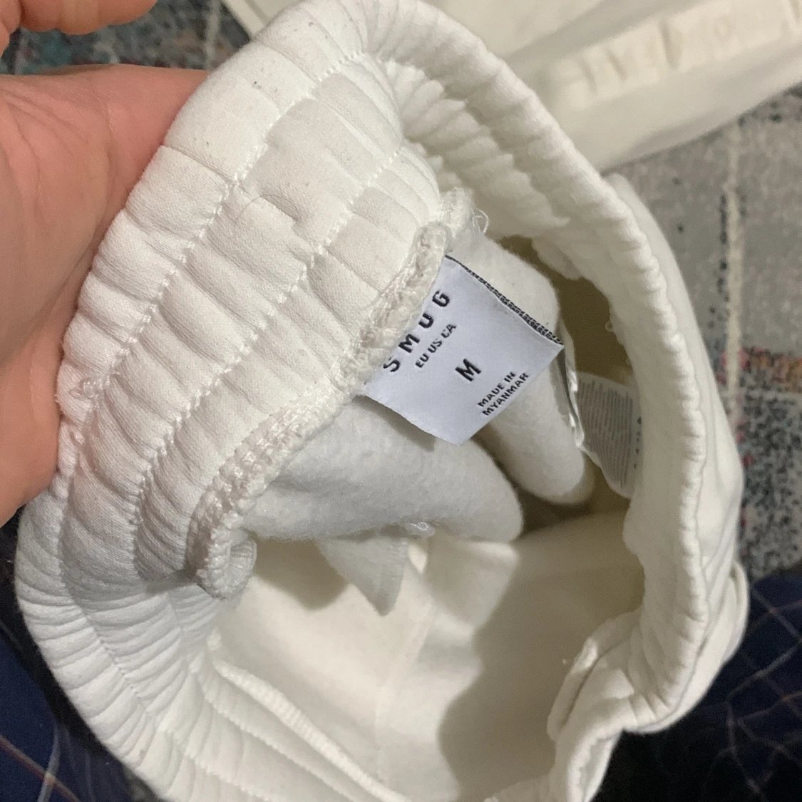Vita mjukisbyxor från Smug, storlek M - 1