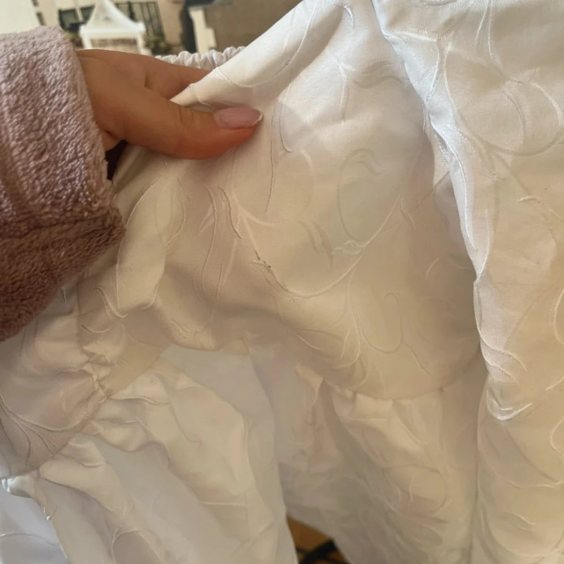 Vit blus med puffärm från Bik Bok - 2