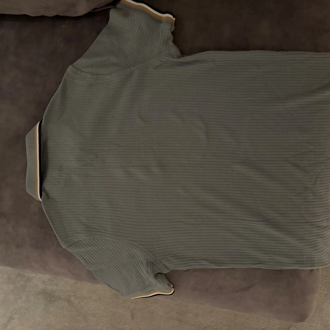 Ribbad pikétröja från Hugo Boss - 2