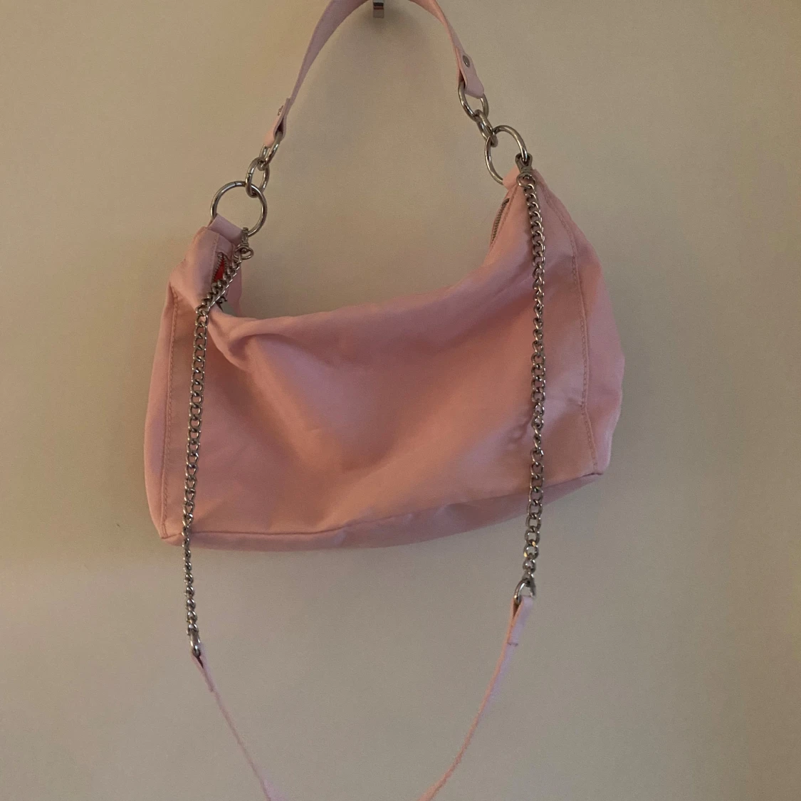 OANVÄND ä axelväska med kedja - 2