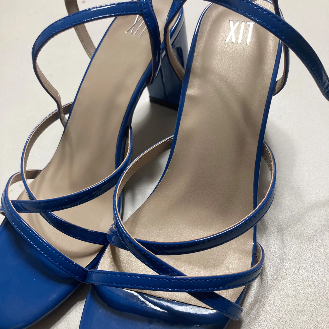 Blå sandaler med klack från XIT - NYA - 1