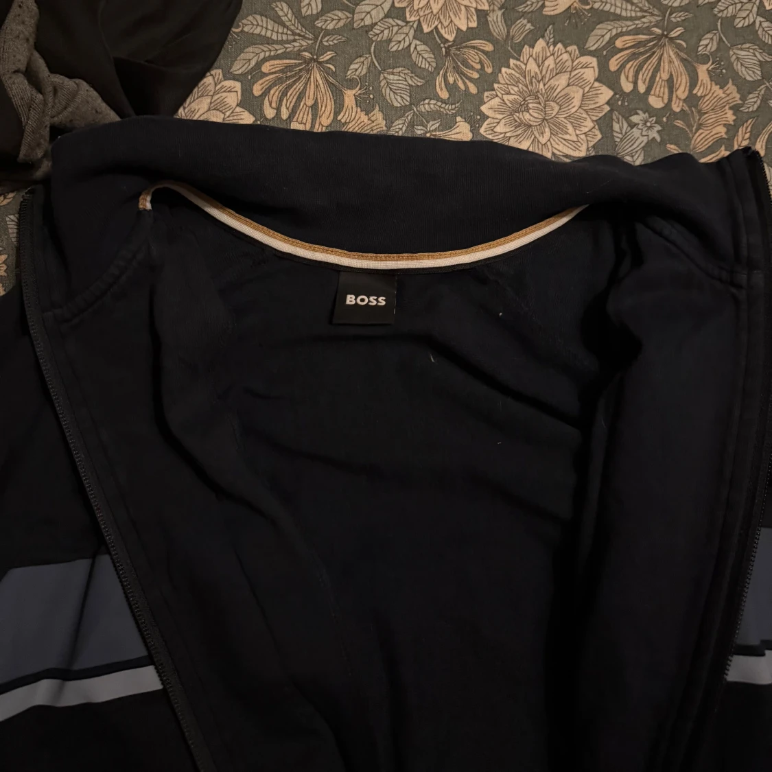 Mörkblå vindjacka från BOSS - 1