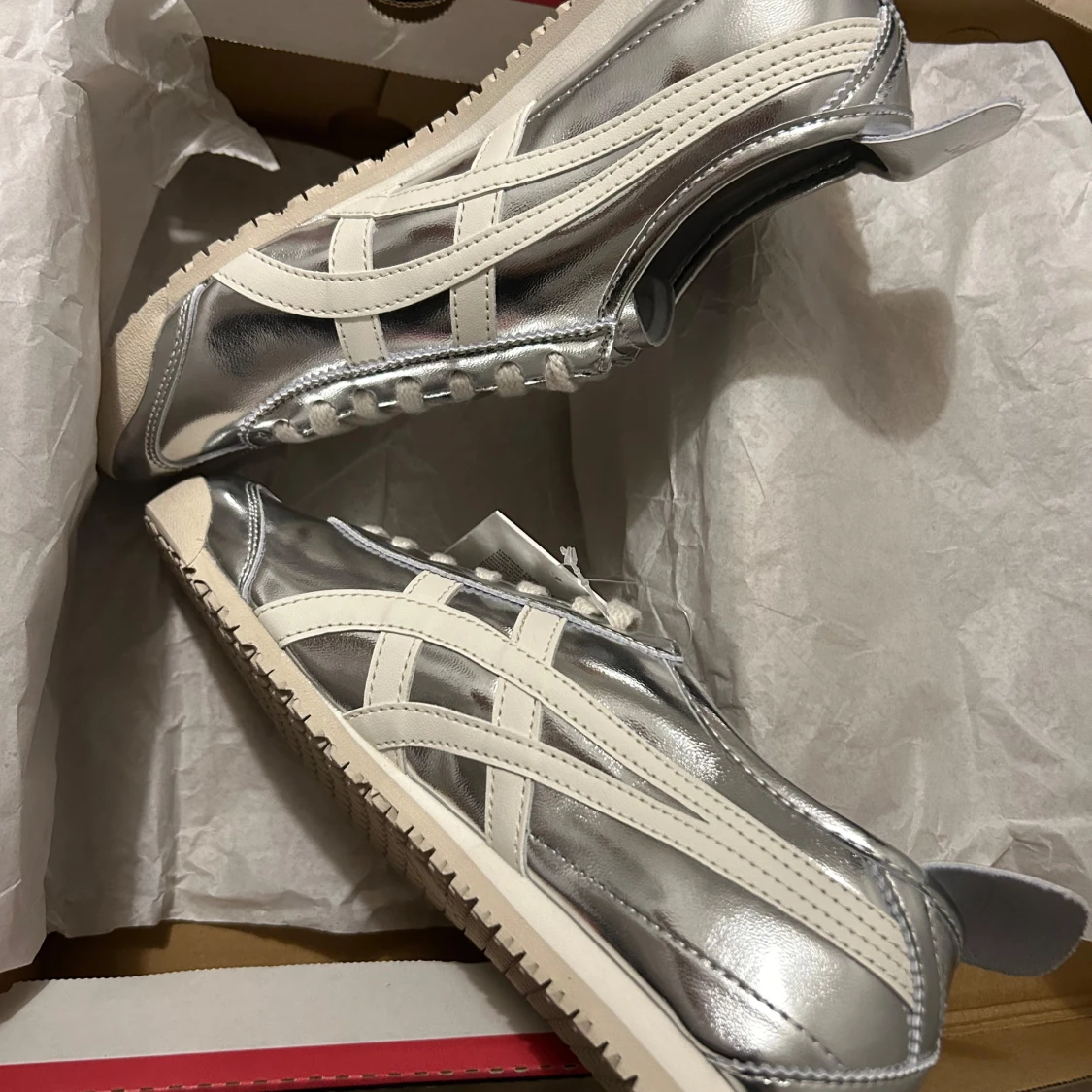 Onitsuka Tiger Silver 43,5 - 4