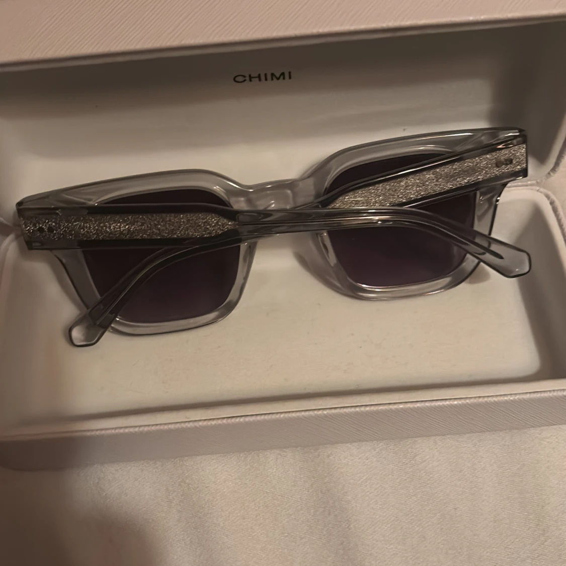 Grå transparenta solglasögon CHIMI - 3