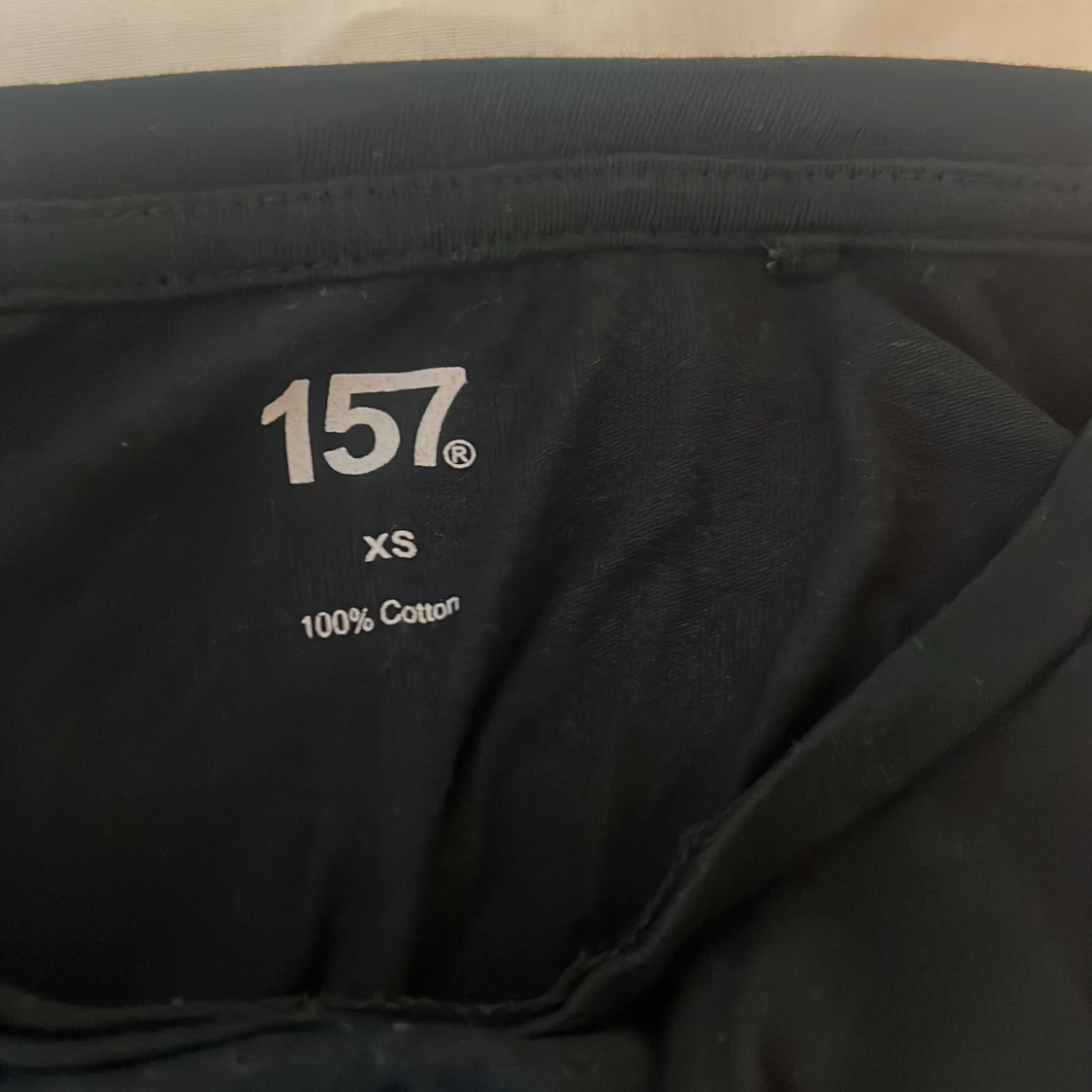 Svart basic t-shirt från 157 XS - 2