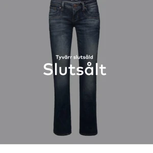 Ltb bootcut jeans - Snygga mörkblå jeans med bootcut- modell , knappt använda ingen syn på användning(även slutsålda) köptes för 800kr säljer för 500kr eftersom dom knappt har används och svåra att få tag på | skriv vid intresse💕