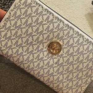 Mk plånbok  - Helt nytt plånbok 