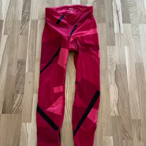 Cykel tights - Helt nya oanvända cykel tights. Mjuka och jättesköna. Craft. 