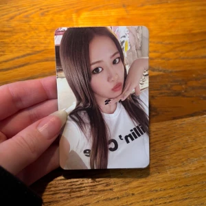 Ive Anyujin photocard  - Från Ive- Secret Digipack album