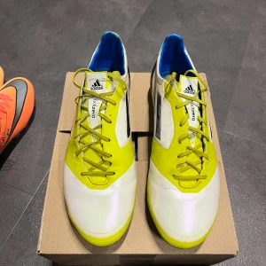 Adidas F50 Adizero - Storlek 43 1/3