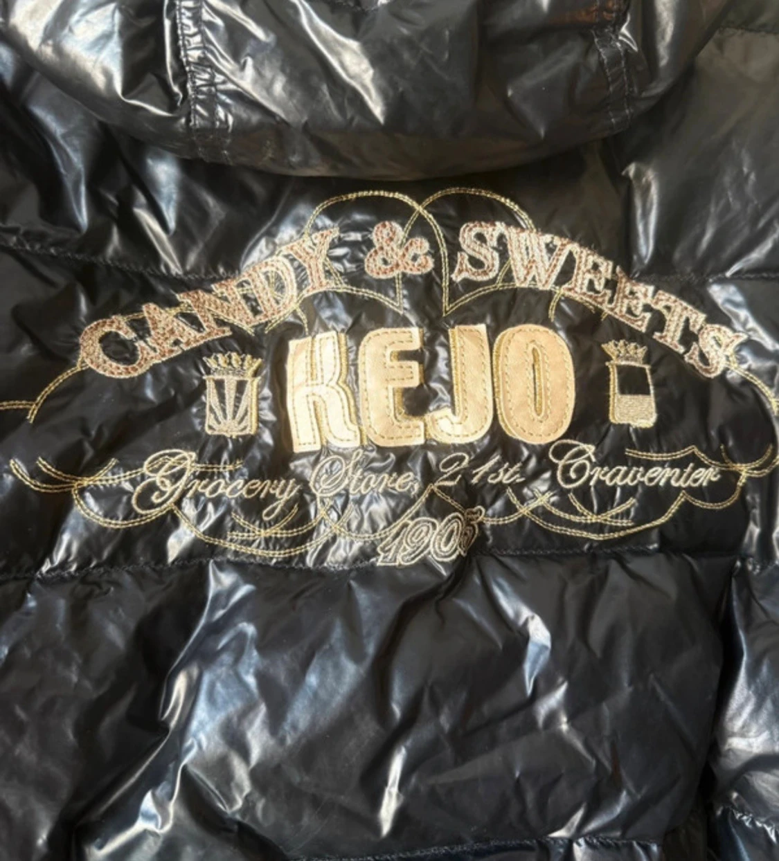 Dun pufferjacka från Kejo med brodyr - 2