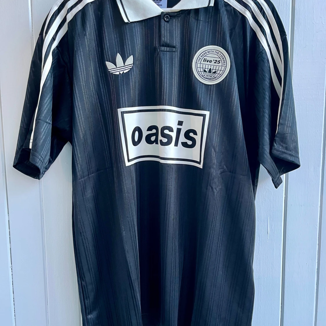 Oasis - fotbollströja - merchandise 