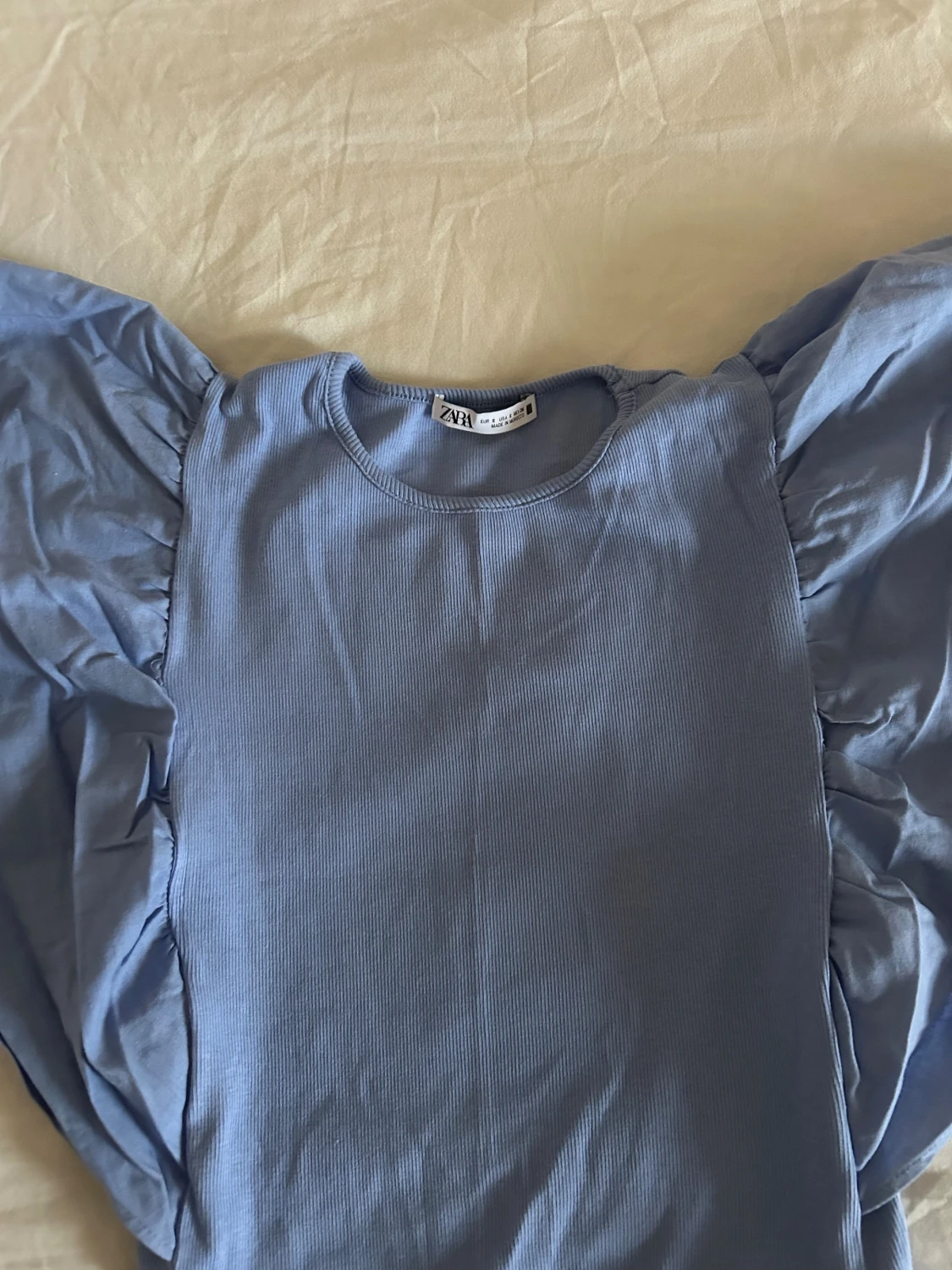 Blå volangklänning från Zara - 1