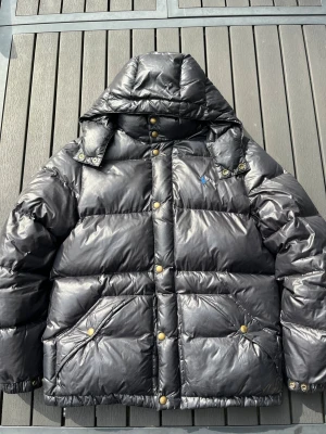 Ralph lauren pufferjacka - Ralph lauren pufferjacket i bra skick, storlek XL 18-20/ S