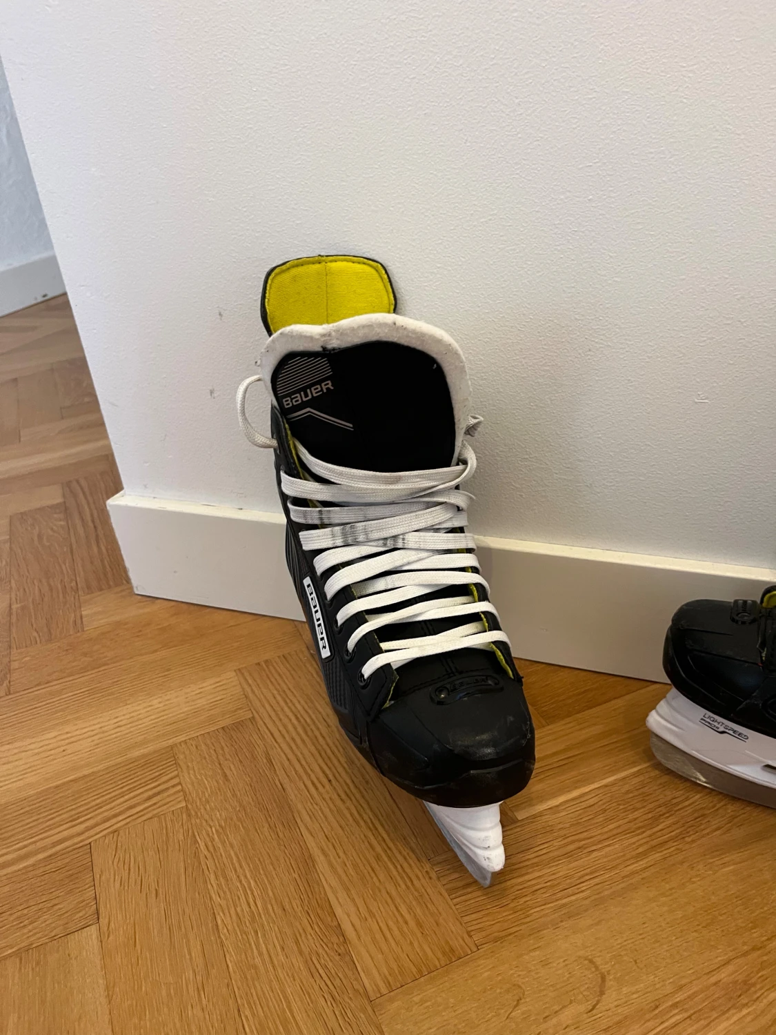 Bauer Supreme s35 hockeyskridskor  - 1