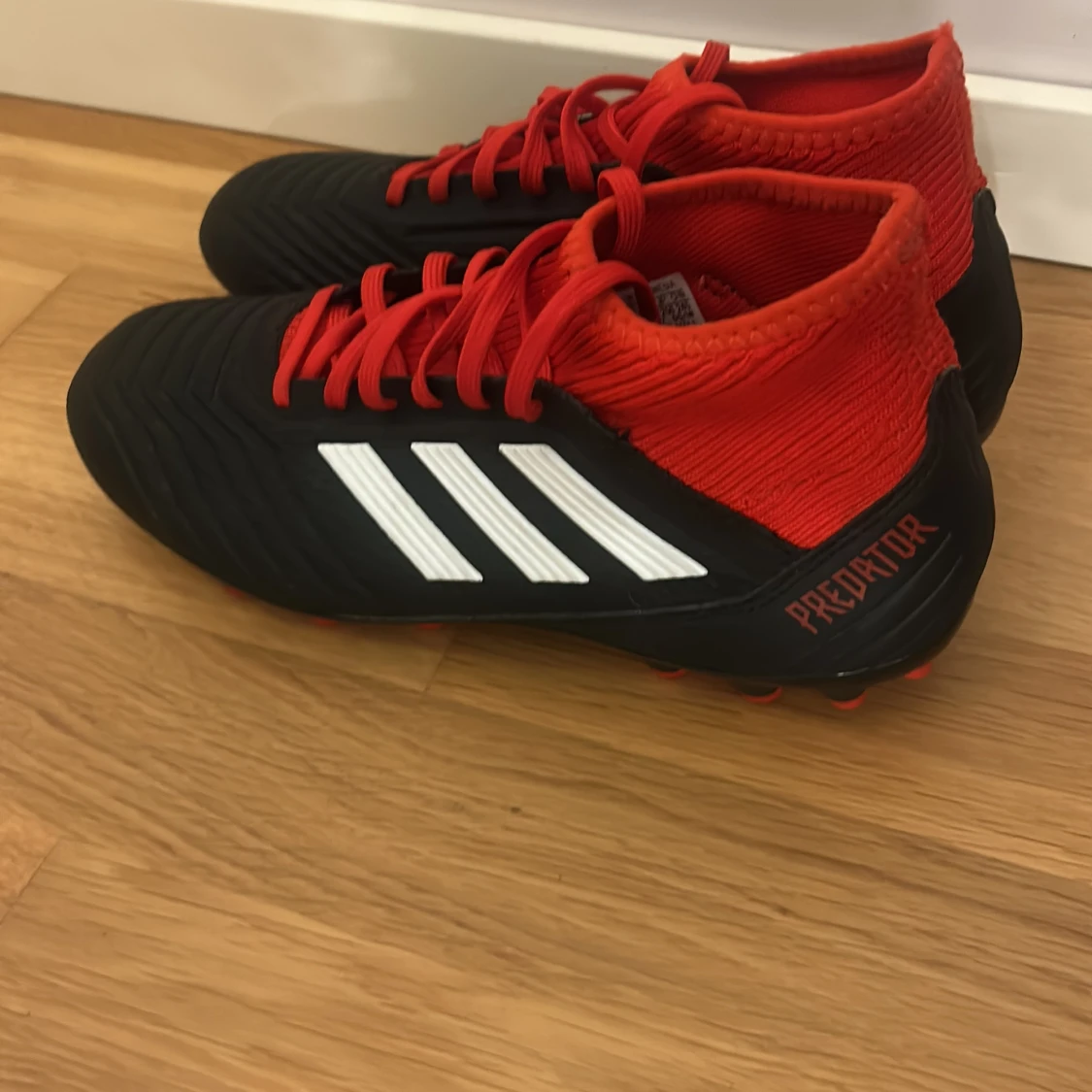 Adidas Predator fotbollsskor - 2