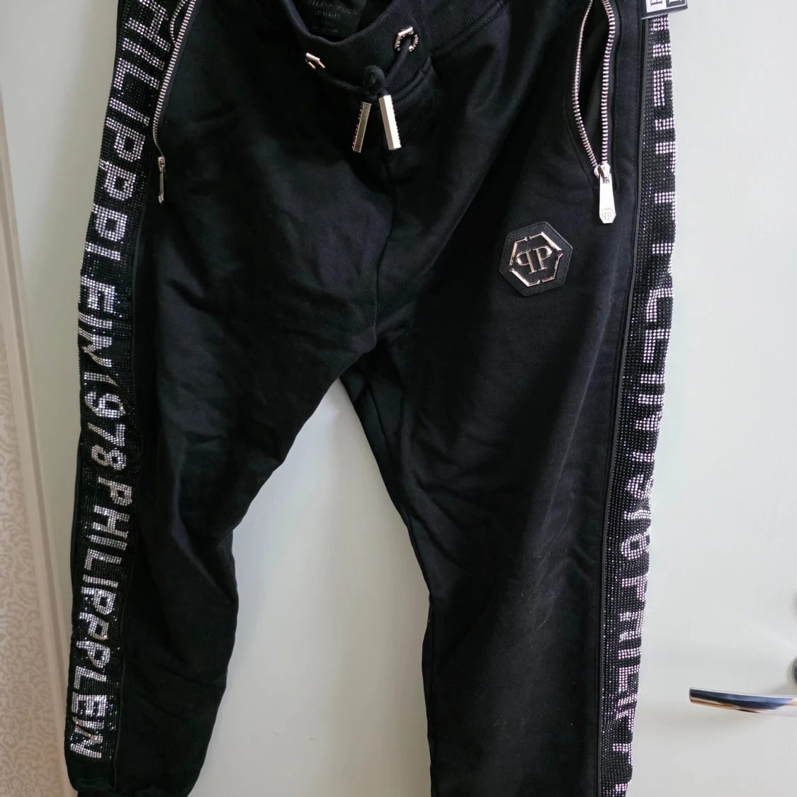 Svart PP TRACKSUIT  - 2