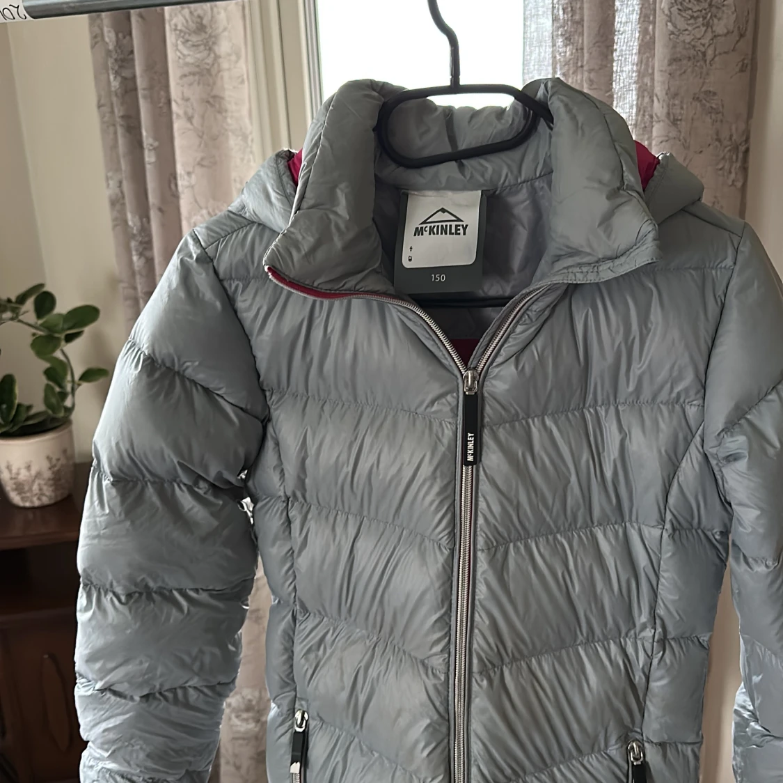 Grå McKinley pufferjacka med huva - 4