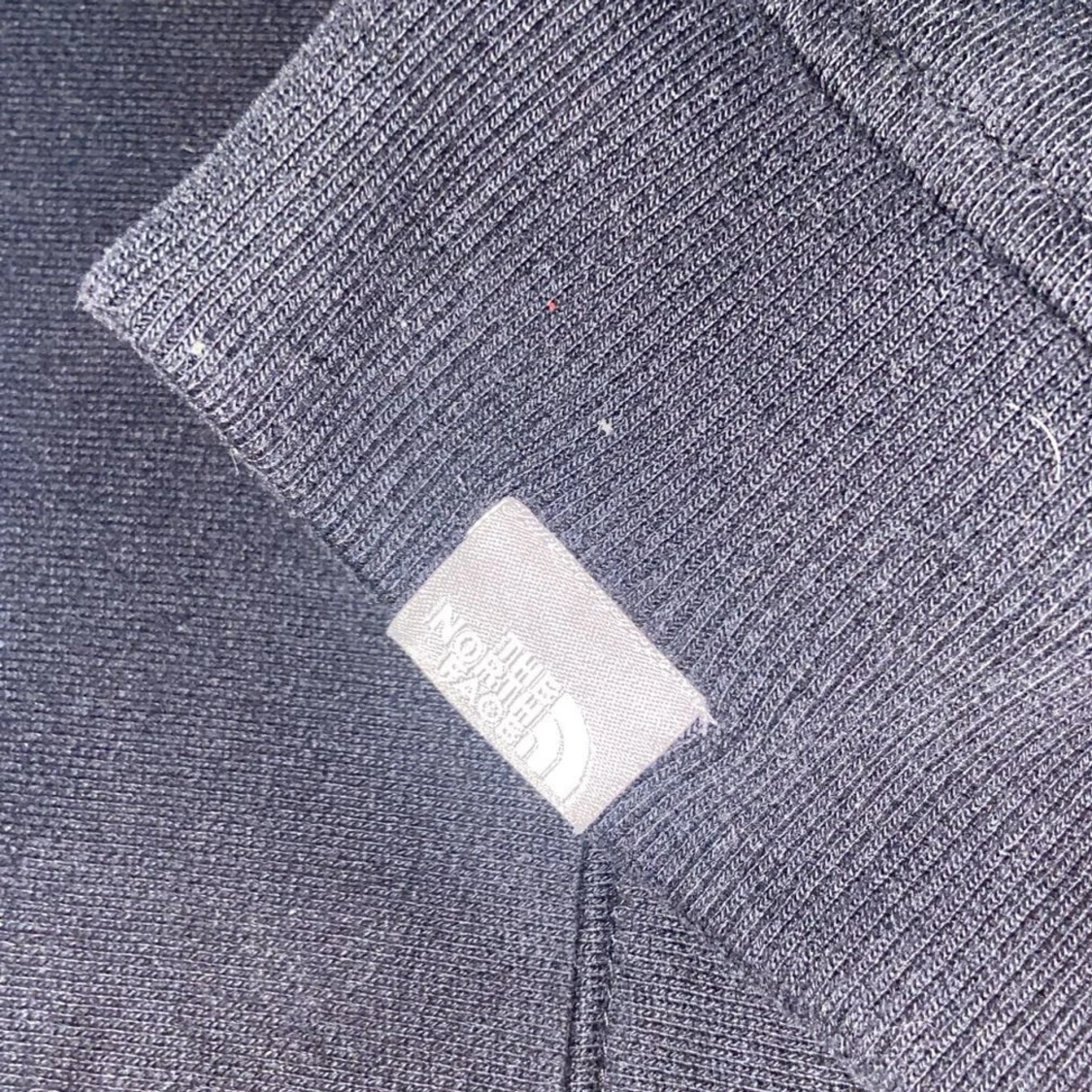 Svart hoodie från The North Face - 3