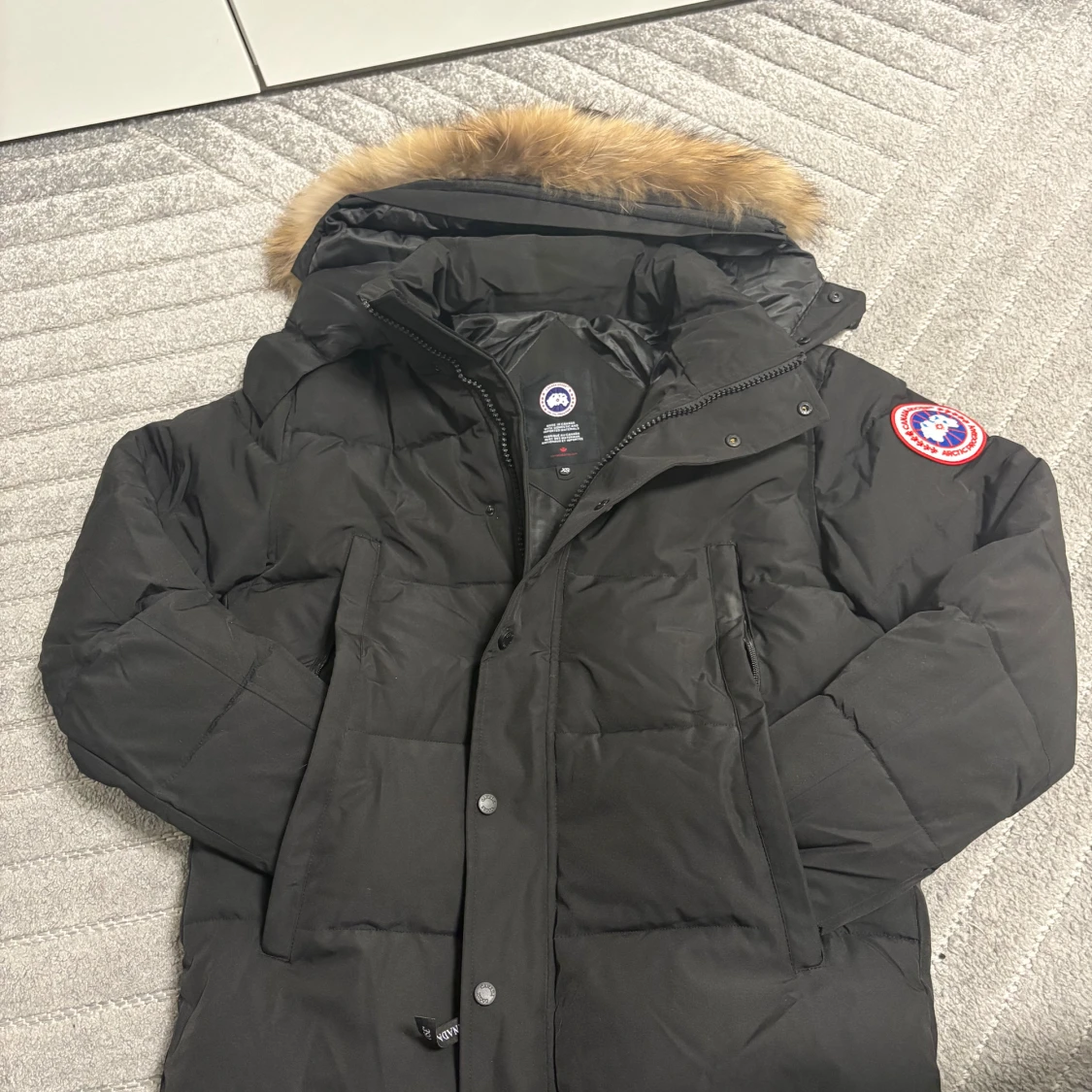 Svart dunjacka Canada Goose XS