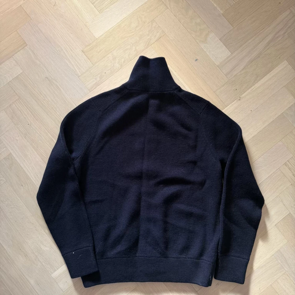 Klassisk zip-tröja från ARKET – Mörkblå - 2