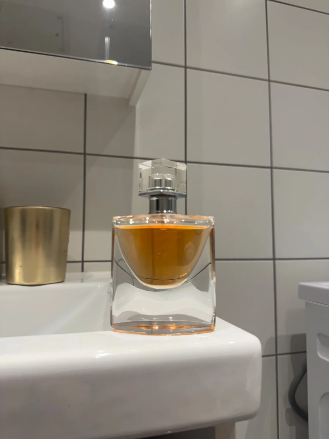 La vie est Belle  - 1