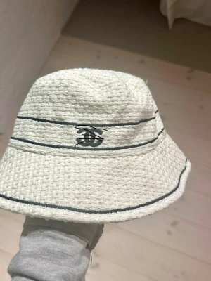 Bucket hat vintage - Bucket hat jättefint skick onesize
