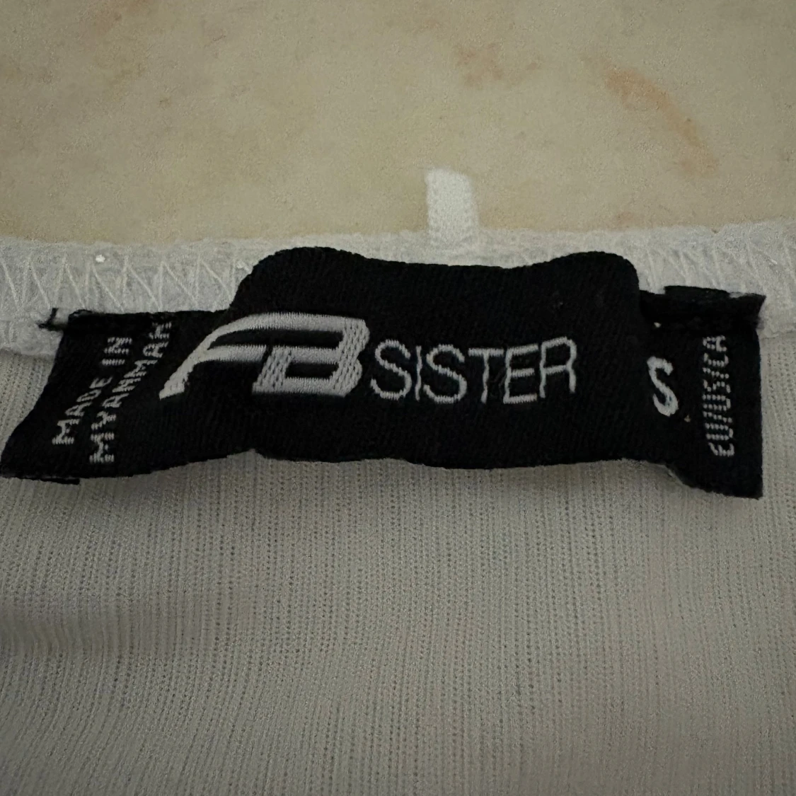 Vit glittrig offshoulder topp  - 1