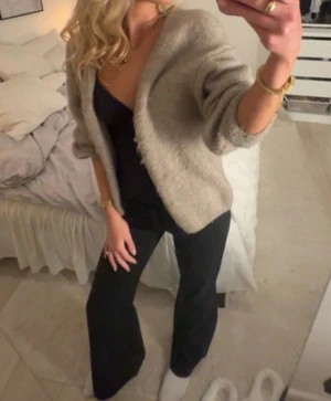 Stickad cardigan - Superfin stickad cardigan från Lindex❤️