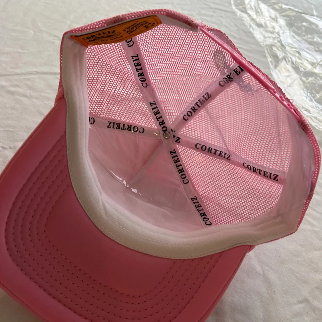 Rosa Corteiz keps med mesh och stjärnor - 2